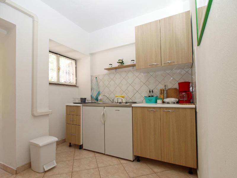 Apartment image 4