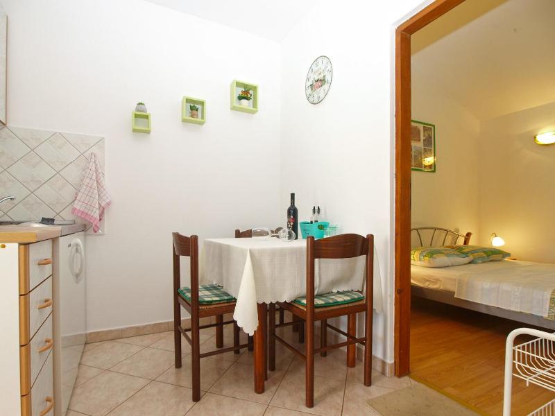 Apartment image 4