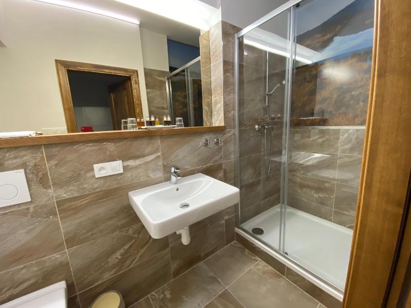 Double Room with Mountain View image 2