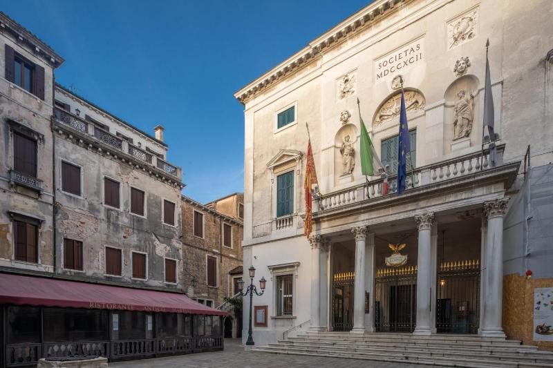 Two-Bedroom Apartment image 4