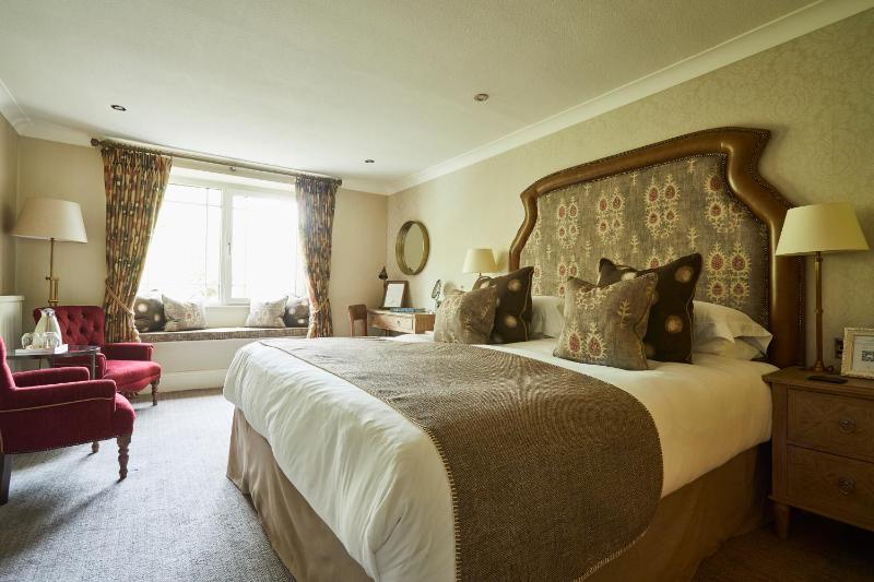 Deluxe Double Room image 3