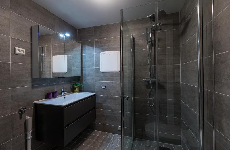 Enter Viking Apartment Hotel - image 17