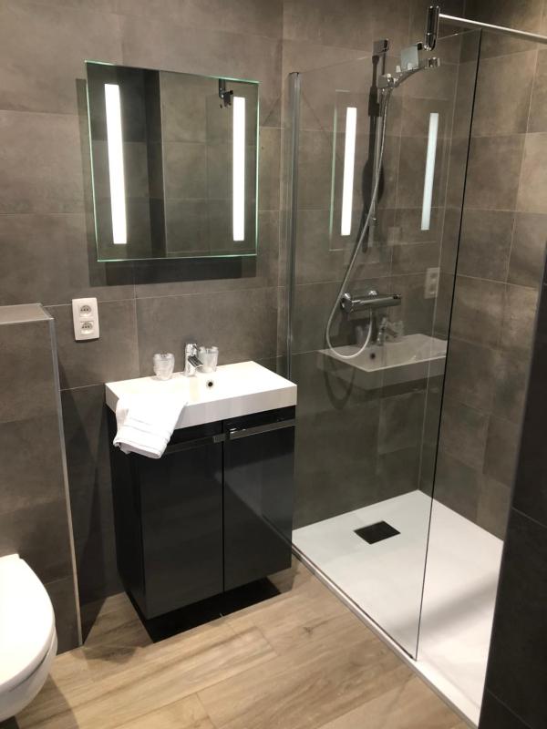 Double Room with Terrace image 2