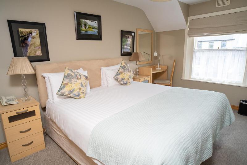 Double Room image 1