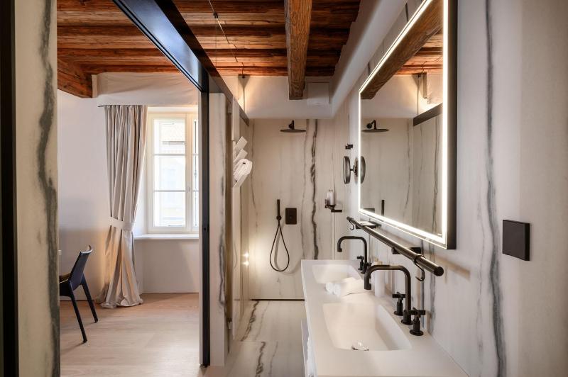 Zlata Ladjica Boutique Hotel - image 2