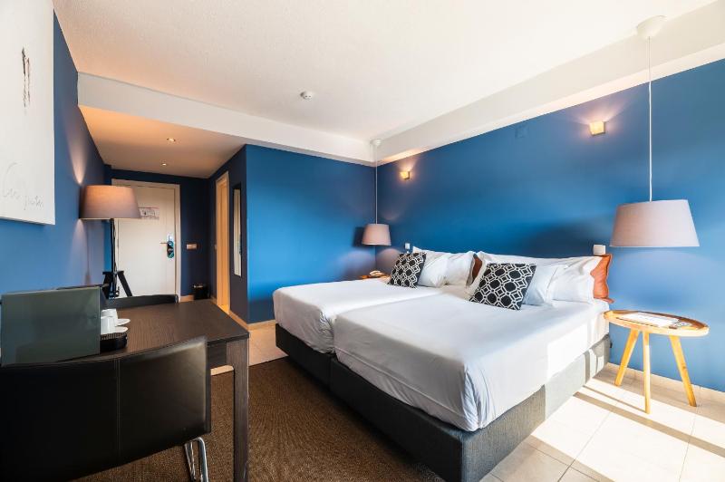 Superior Double or Twin Room image 2