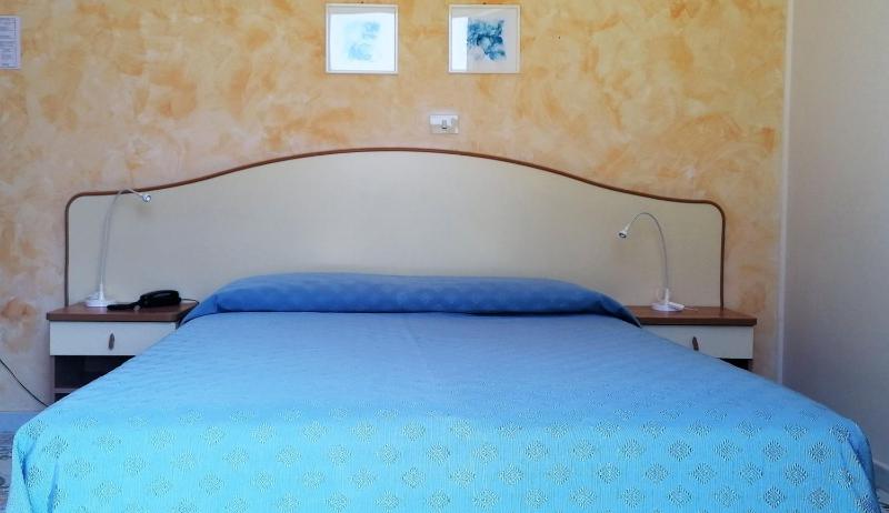 Double Room with Balcony image 1