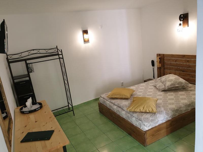 King Room image 1