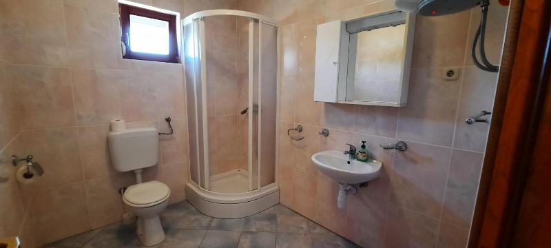 Studio Apartment image 2