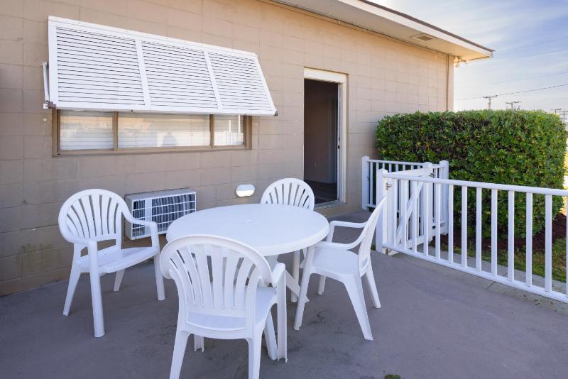 Outer Banks Motor Lodge - image 48