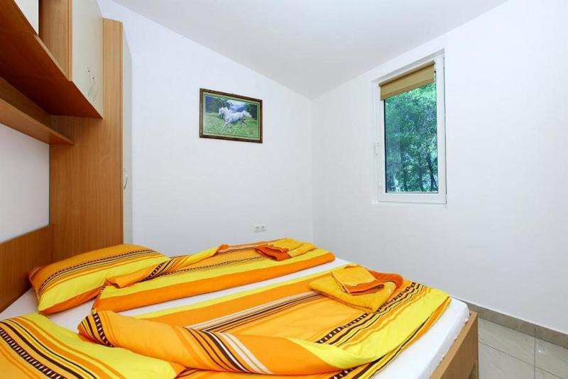 Apartment in Vir with sea view balcony air conditioning Wi-Fi (4595-3) - image 28