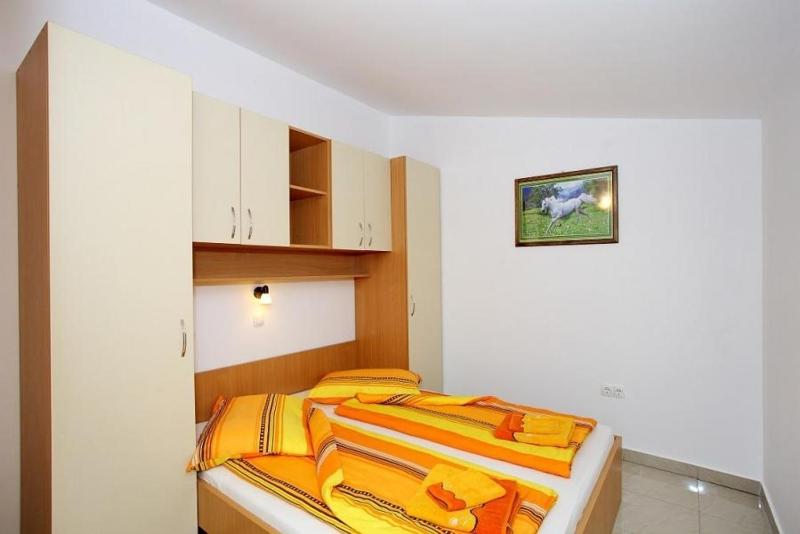 Apartment in Vir with sea view balcony air conditioning Wi-Fi (4595-3) - image 16