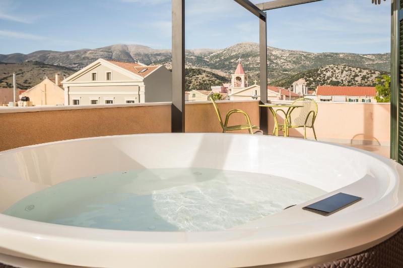 Ionian Plaza Hotel & Spa - image 24