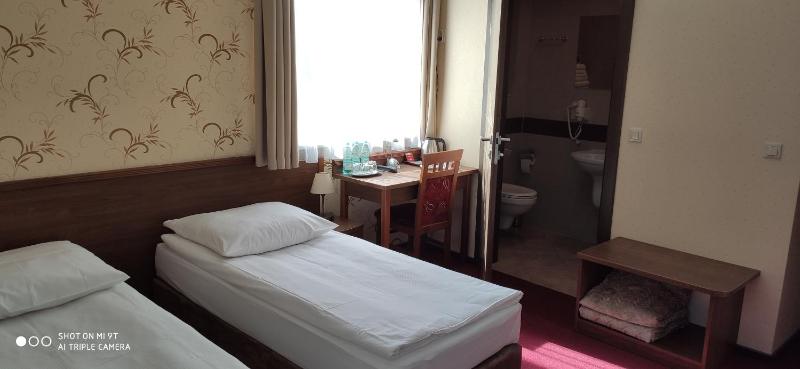 Triple Room image 2