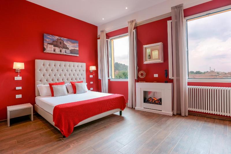 Luxury Quadruple Room image 3