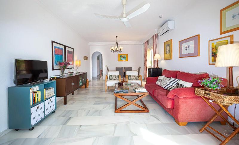 Las Palmeras Beach with Community Pool - image 25