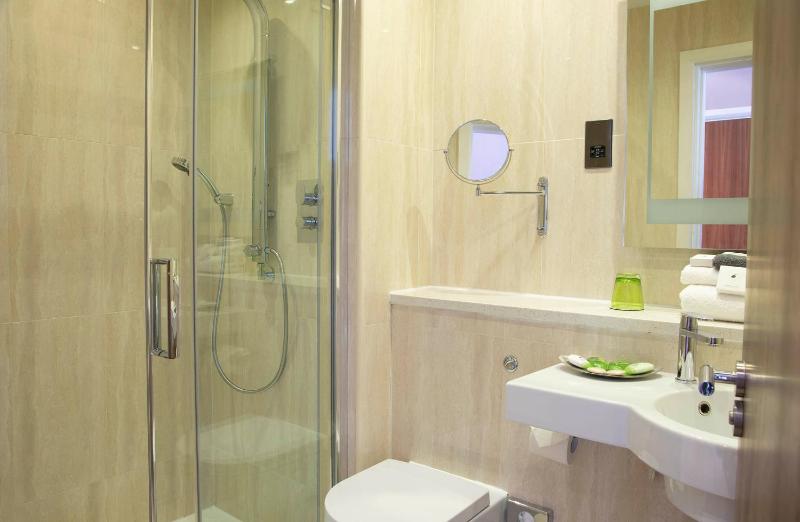 Woodland Lodge Double Room image 3