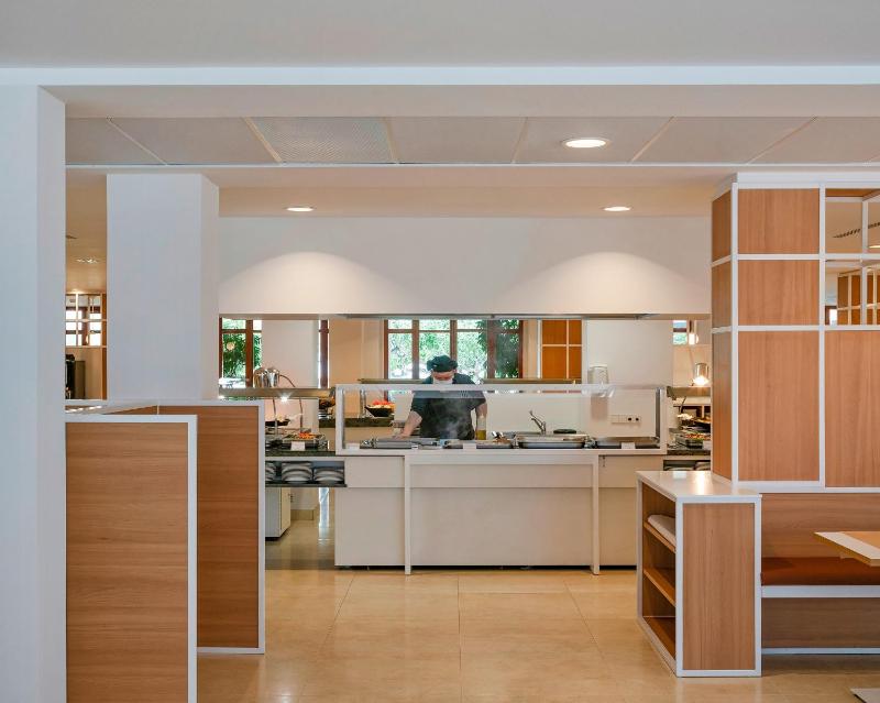 Hotel Los Robles - image 26