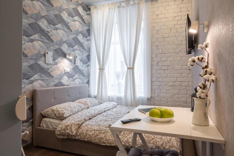 One-Bedroom Apartment image 1