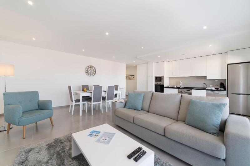 Muralha 2 - Holiday Apartments - By SCH - image 26