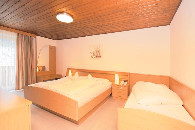Triple Room image 1