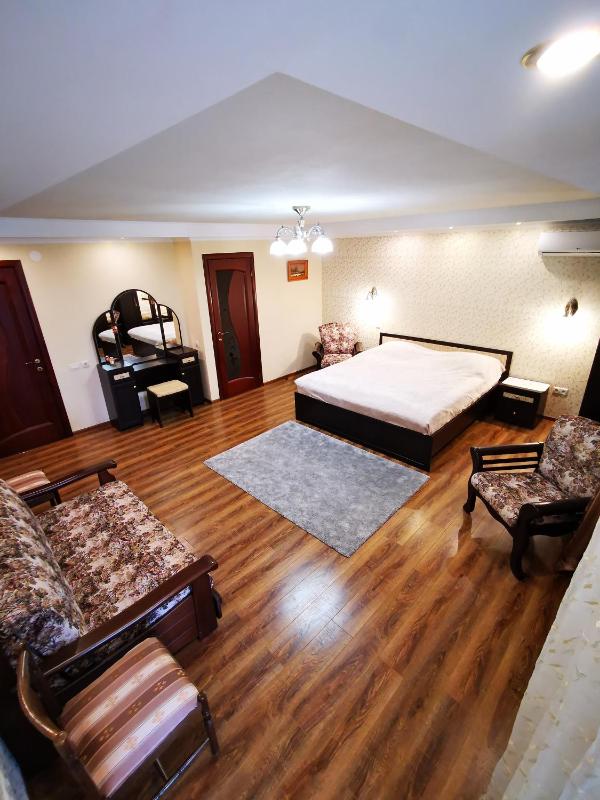 Family Room with Sea View image 3