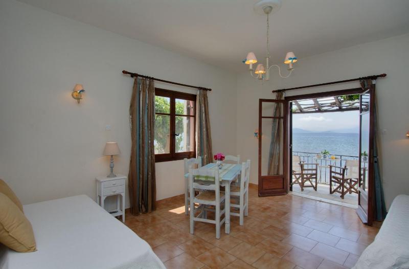 Apartment with Sea View 3 image 4