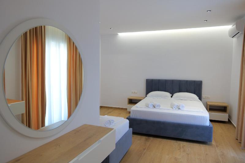 Summer Point Hotel - image 6