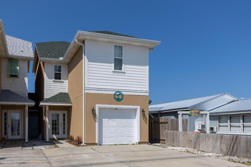 Four-Bedroom House image 3