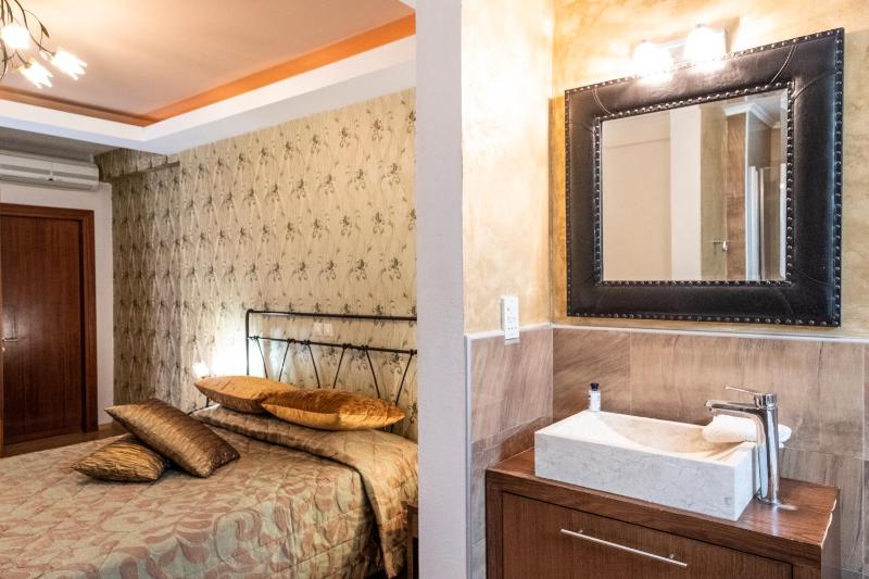 Suite image 4