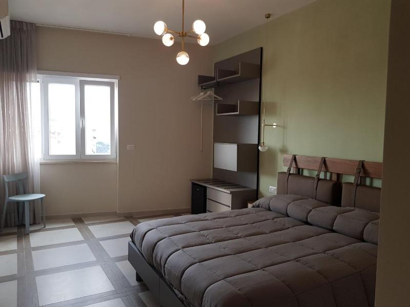 King Room image 3