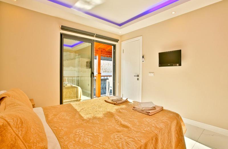Nur Suites & Hotels - image 13