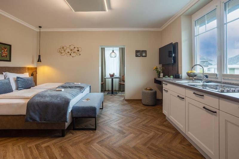 Standard Apartment image 4