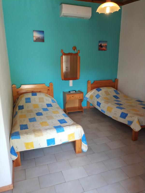 Twin Room with Garden View image 4
