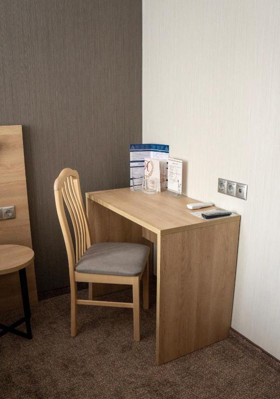 Superior Double or Twin Room with Balcony image 2