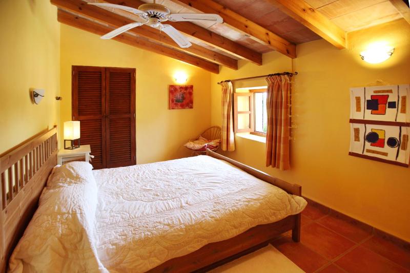 Five-Bedroom Villa with Private Pool image 3