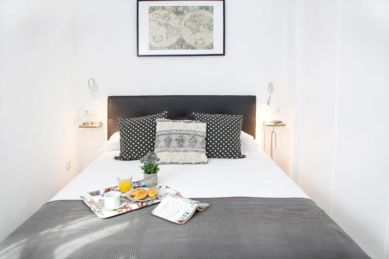 Apartment image 3