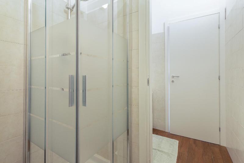 Apartment image 2