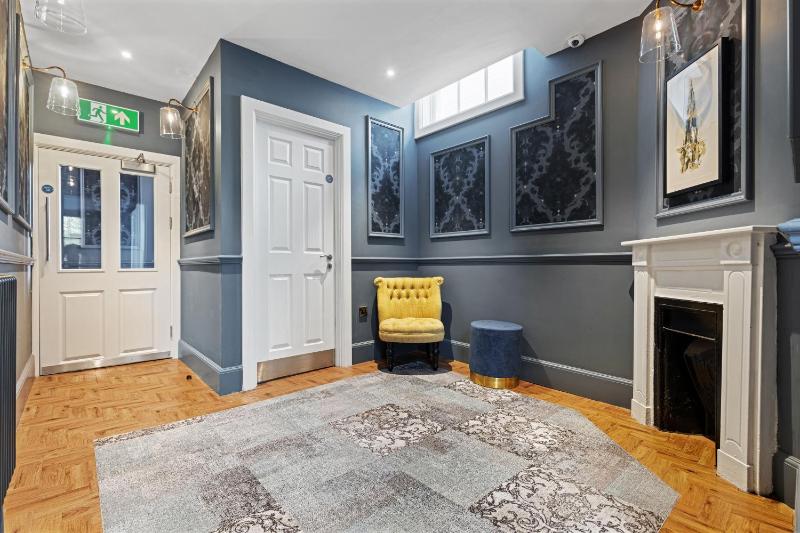 St Martins Lodge - image 42