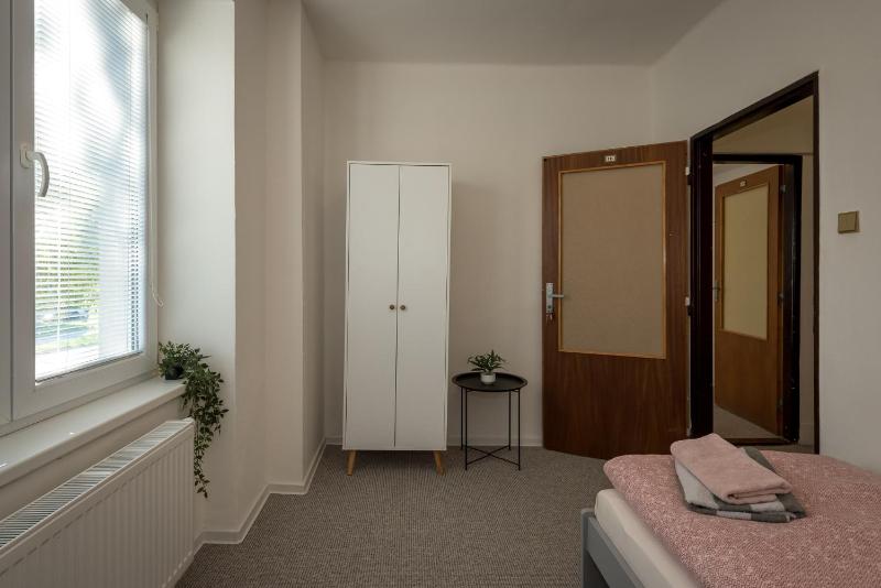 Hostel 26 - image 10