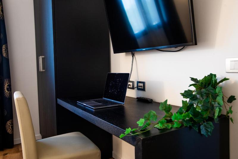 Suite image 4