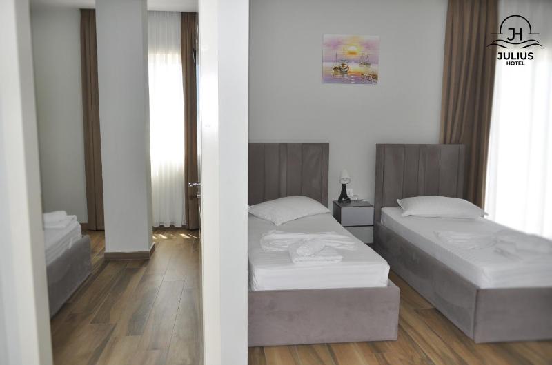Julius Hotel - image 10