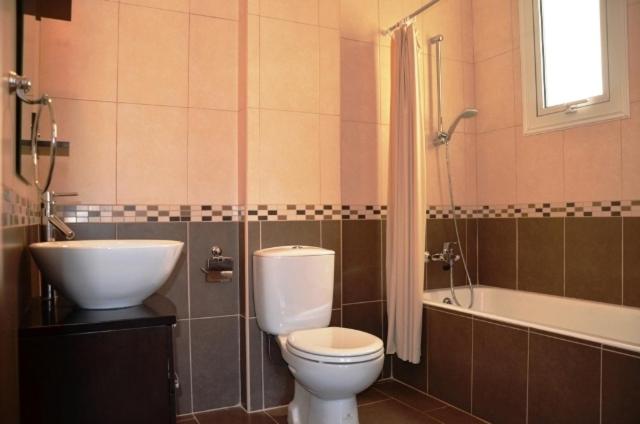 Two-Bedroom Apartment with Sea View image 2
