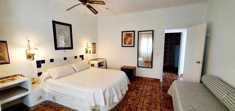 One Bedroom Family Apartment  image 4