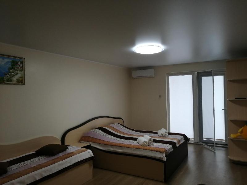 Standard Triple Room image 4