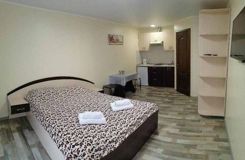Double Room image 1