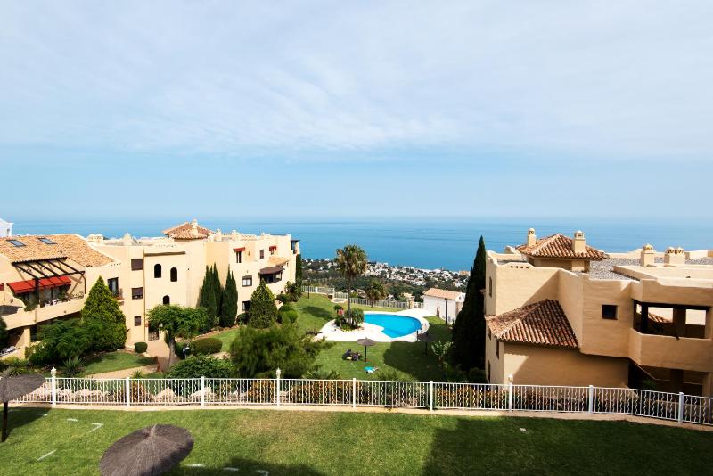ALQUIBLA Sea views swimming pool and parking - image 13
