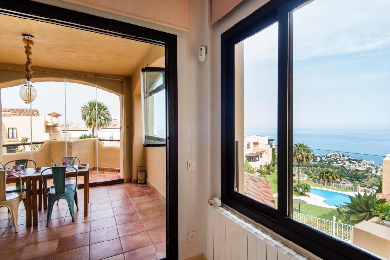 ALQUIBLA Sea views swimming pool and parking - image 18