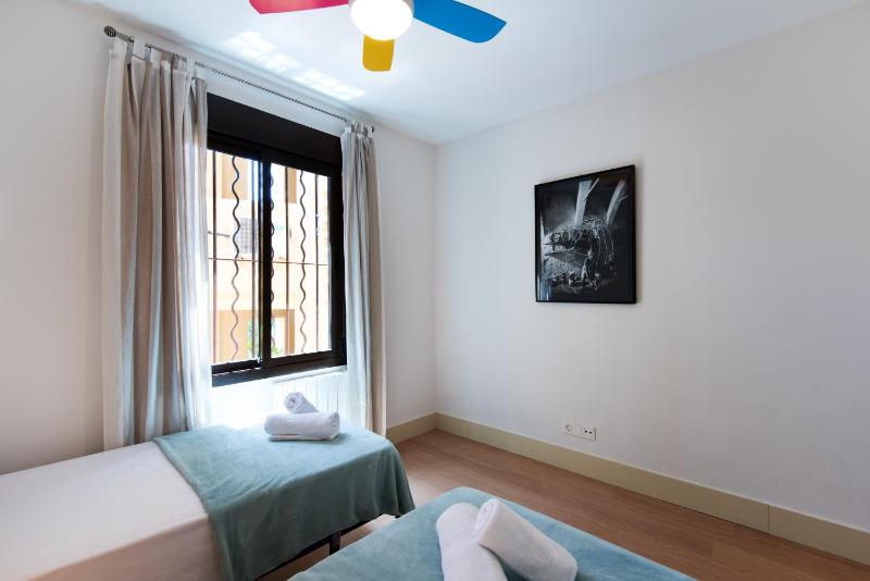 ALQUIBLA Sea views swimming pool and parking - image 31