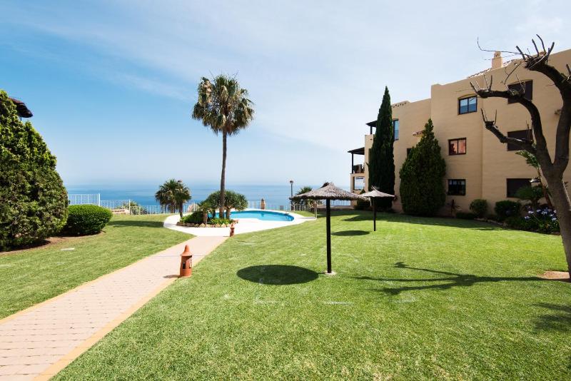ALQUIBLA Sea views swimming pool and parking - image 8